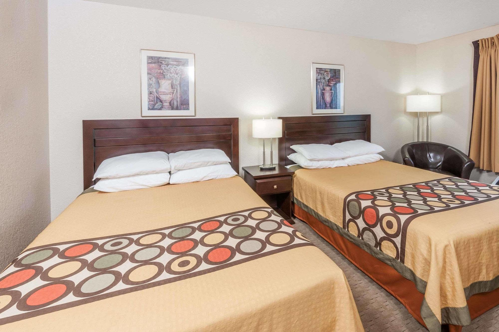 Homestay Express Airdrie Extérieur photo