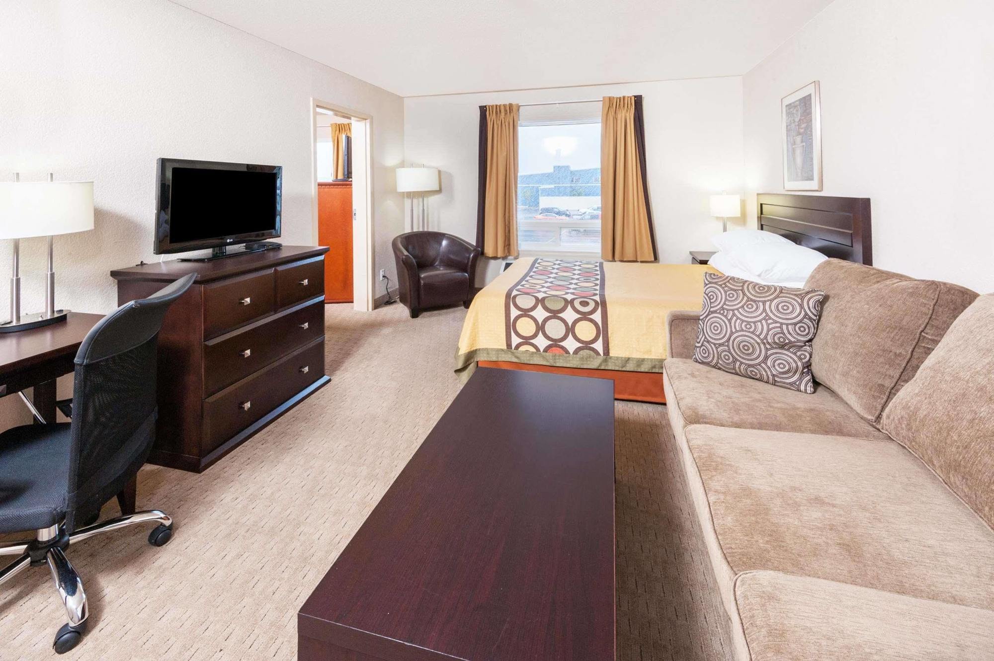 Homestay Express Airdrie Extérieur photo