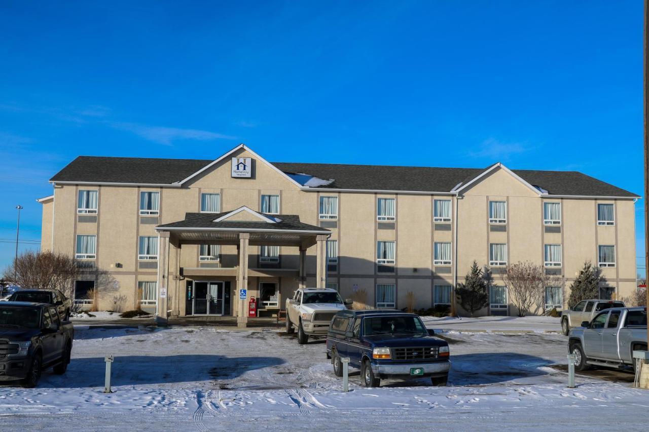 Homestay Express Airdrie Extérieur photo